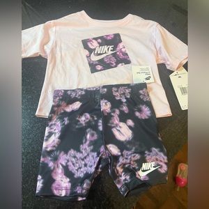 Girls 4T Nike set
